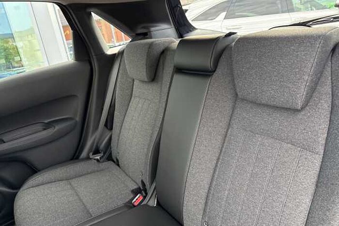 Honda Jazz Hybrid 1.5 i-MMD (122ps) Advance eCVT 
